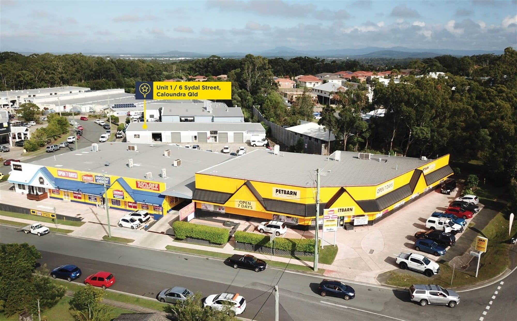 LEASE: FRONT WAREHOUSE – GREAT STREET APPEAL, CAR PARKING & PRIME LOCATION